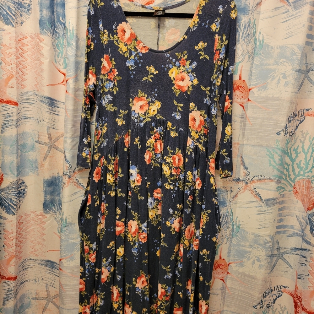 Agnes and Dora large Oakley dress